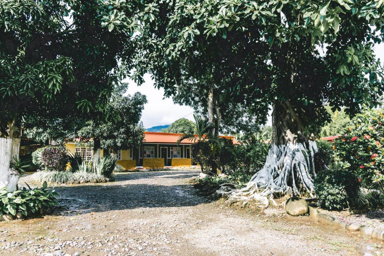 Cabinas El Prado San Isidro De El General Eksteriør bilde