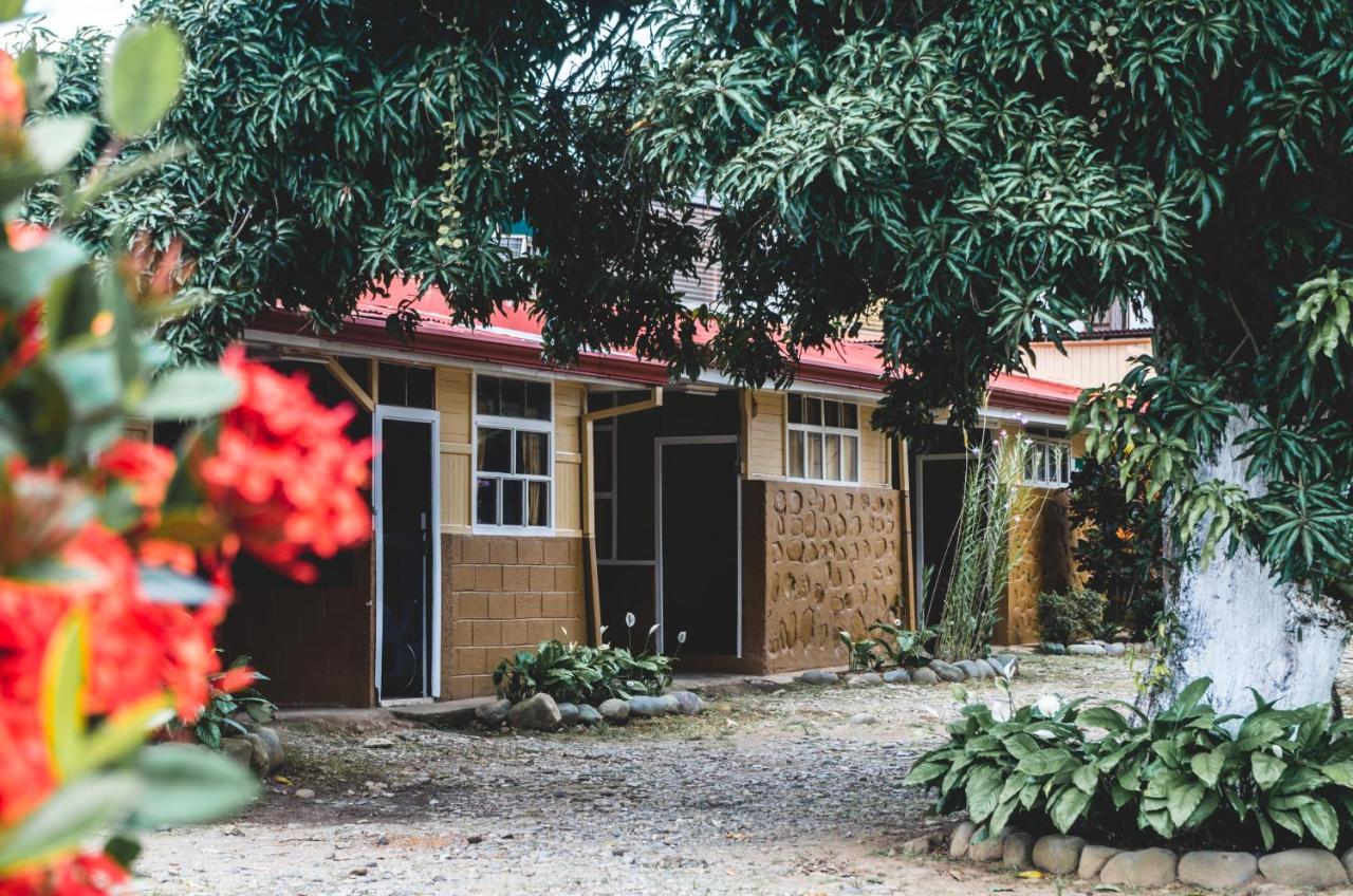 Cabinas El Prado San Isidro De El General Eksteriør bilde