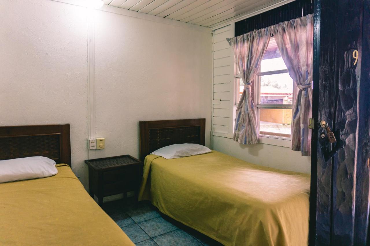 Cabinas El Prado San Isidro De El General Eksteriør bilde
