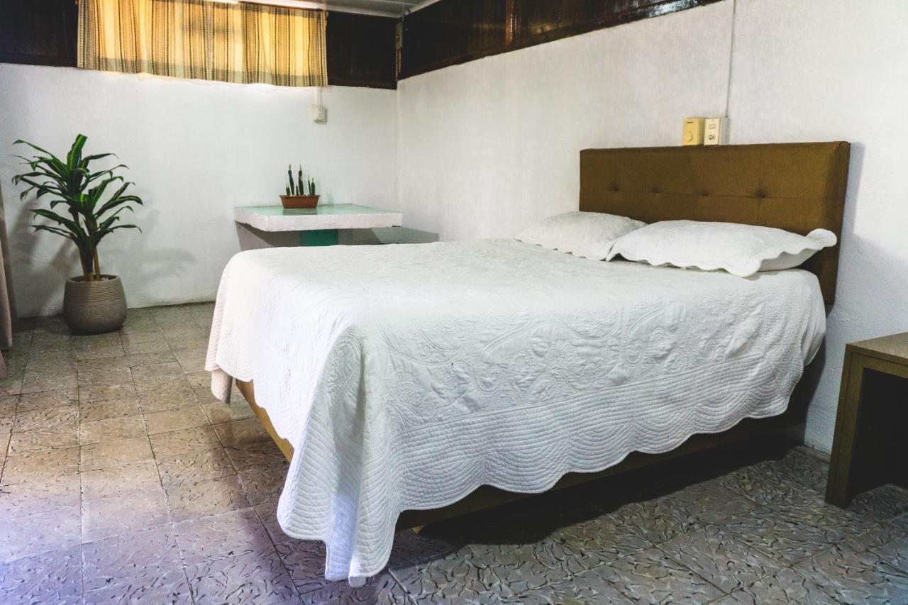 Cabinas El Prado San Isidro De El General Eksteriør bilde